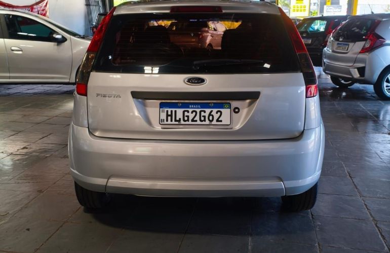 Ford Fiesta 1.0 Rocam Hatch 8v - Foto #7