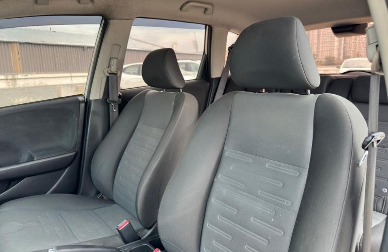 Honda Fit 1.5 Twist 16v - Foto #8