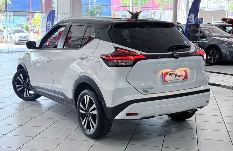 Nissan Kicks 1.6 16V Exclusive - Foto #4