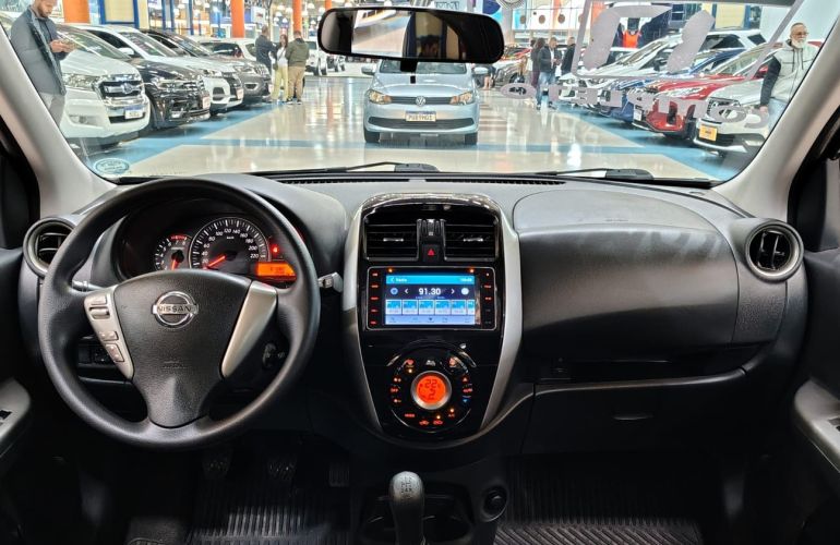 Nissan March 1.6 SL 16v - Foto #9