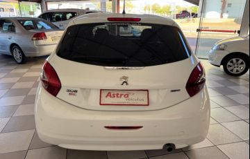 Peugeot 208 Active Pack 1.2 12V (Flex) - Foto #6