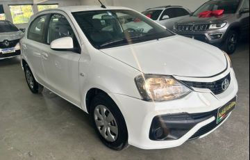 Toyota Etios 1.5 Xs 16V Flex 4p Automático - Foto #2