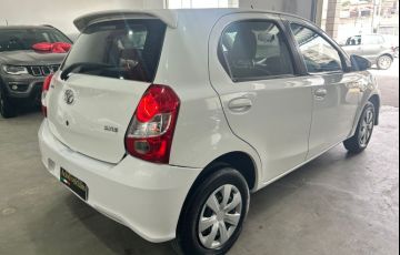 Toyota Etios 1.5 Xs 16V Flex 4p Automático - Foto #10