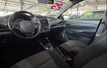 Toyota Yaris 1.5 Xl - Foto #8