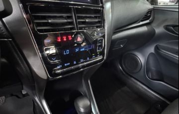 Toyota Yaris 1.5 Xl - Foto #10