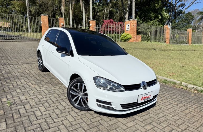 Volkswagen Golf Highline 1.4 TSi (Flex) - Foto #1