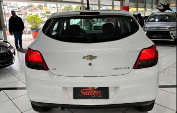 Chevrolet Onix 1.4 MPFi LTZ 8v - Foto #6