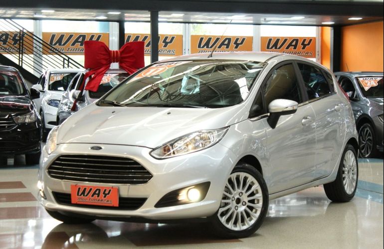 Ford Fiesta 1.6 Titanium Hatch 16v - Foto #1