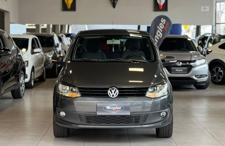 Volkswagen Fox 1.6 Mi 8v - Foto #2