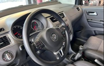 Volkswagen Fox 1.6 Mi 8v - Foto #4