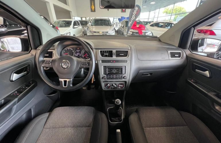 Volkswagen Fox 1.6 Mi 8v - Foto #10
