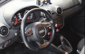 Audi A1 1.4 Tfsi Sportback Attraction 16V 122cv - Foto #4