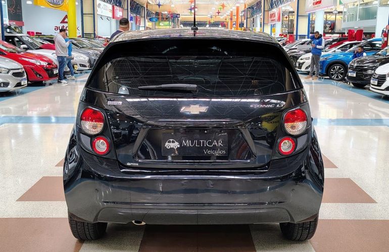 Chevrolet Sonic 1.6 LT 16v - Foto #4