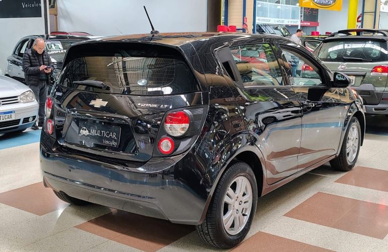 Chevrolet Sonic 1.6 LT 16v - Foto #5