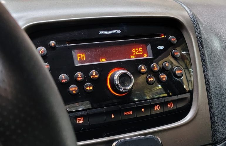 Fiat Idea 1.8 MPi Adventure 16v - Foto #9