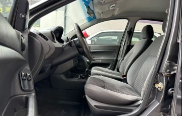 Ford Fiesta 1.6 MPi Hatch 8v - Foto #8