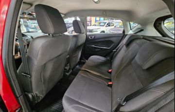 Ford Fiesta 1.6 SE Hatch 16v - Foto #8