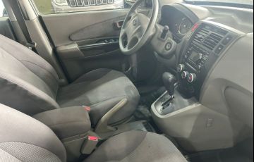 Hyundai Tucson 2.0 MPFi GL 16V 142cv 2WD Gasolina 4p Automático - Foto #8