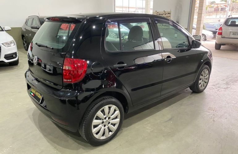 Volkswagen Fox 1.0 Mi 8V Flex 4p Manual - Foto #2