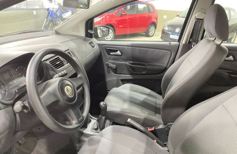 Volkswagen Fox 1.0 Mi 8V Flex 4p Manual - Foto #8