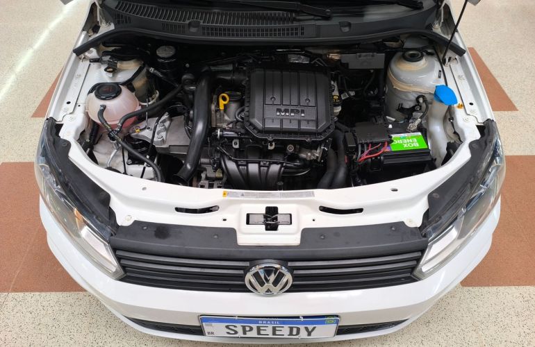 Volkswagen Voyage 1.0 12v MPi Totalflex - Foto #5