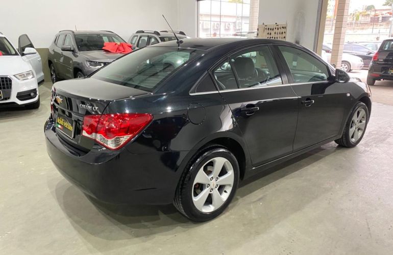 Chevrolet Cruze 1.8 LT 16V Flex 4p Automático - Foto #5
