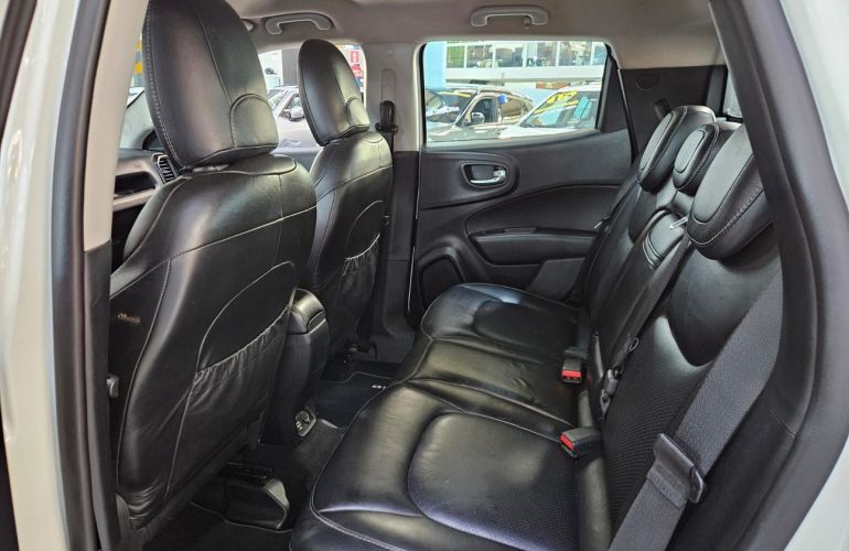 Fiat Toro 2.4 16V Multiair Freedom - Foto #8