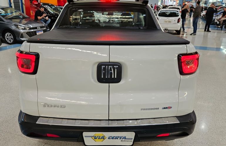 Fiat Toro 2.4 16V Multiair Freedom - Foto #9