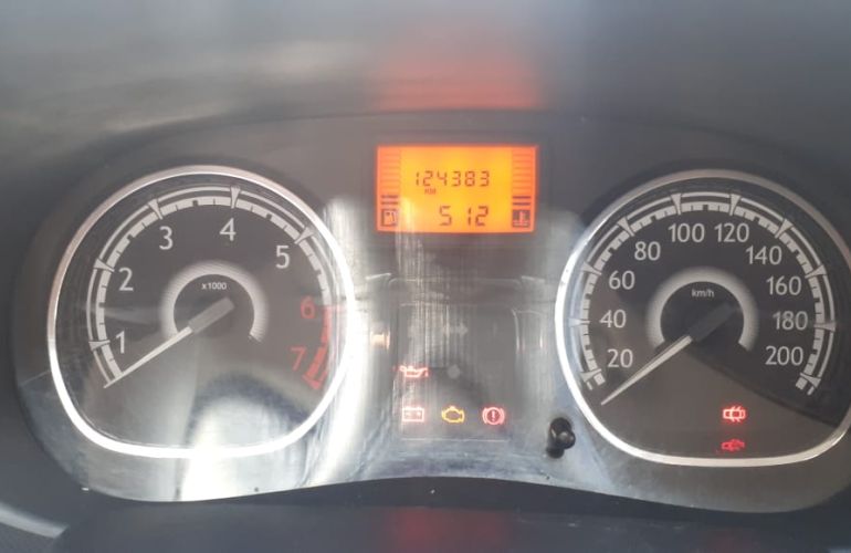 Renault Sandero Expression 1.6 8V (Flex) - Foto #2