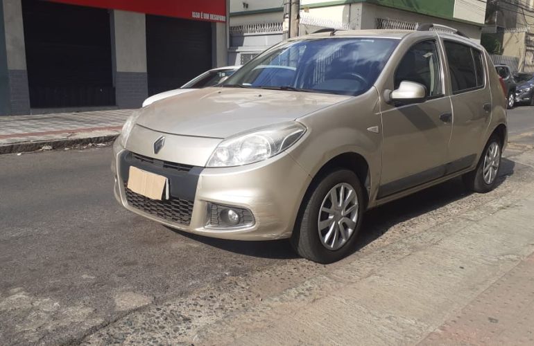 Renault Sandero Expression 1.6 8V (Flex) - Foto #10