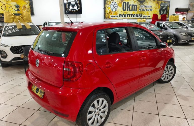 Volkswagen Fox 1.0 Mi 8v - Foto #5
