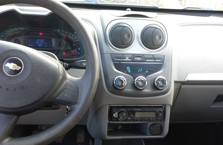Chevrolet Agile LTZ 1.4 8V (Flex) - Foto #4