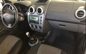 Ford Fiesta Sedan 1.6 (Flex) - Foto #7