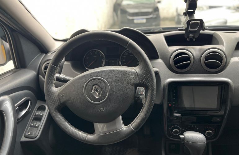 Renault Duster 2.0 Dynamique 4x2 16V Flex 4p Automático - Foto #9