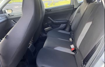 Volkswagen Polo 1.0 Track - Foto #10