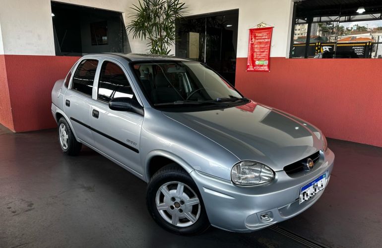 Chevrolet Classic 1.0 MPFi Spirit 8v - Foto #1