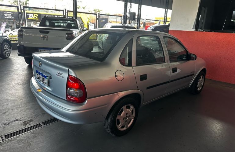 Chevrolet Classic 1.0 MPFi Spirit 8v - Foto #4