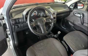 Chevrolet Classic 1.0 MPFi Spirit 8v - Foto #9