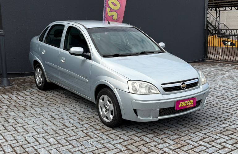 Chevrolet Corsa Sedan Premium 1.4 (Flex) - Foto #1