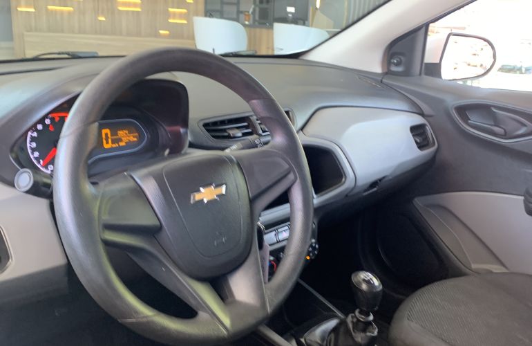 Chevrolet Onix 1.0 LT SPE/4 - Foto #3