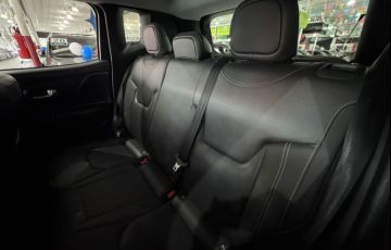 Jeep Renegade 1.3 T270 Turbo Longitude - Foto #8