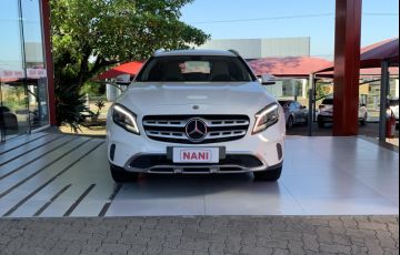 Mercedes-Benz GLA 200 Advance - Foto #2