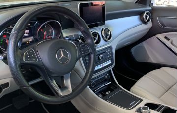 Mercedes-Benz GLA 200 Advance - Foto #3