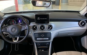 Mercedes-Benz GLA 200 Advance - Foto #5