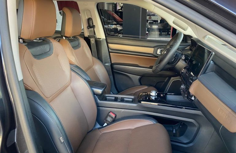 RAM Rampage 2.0 Turbo Laramie 4x4 - Foto #6