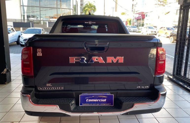 RAM Rampage 2.0 Turbo Laramie 4x4 - Foto #10