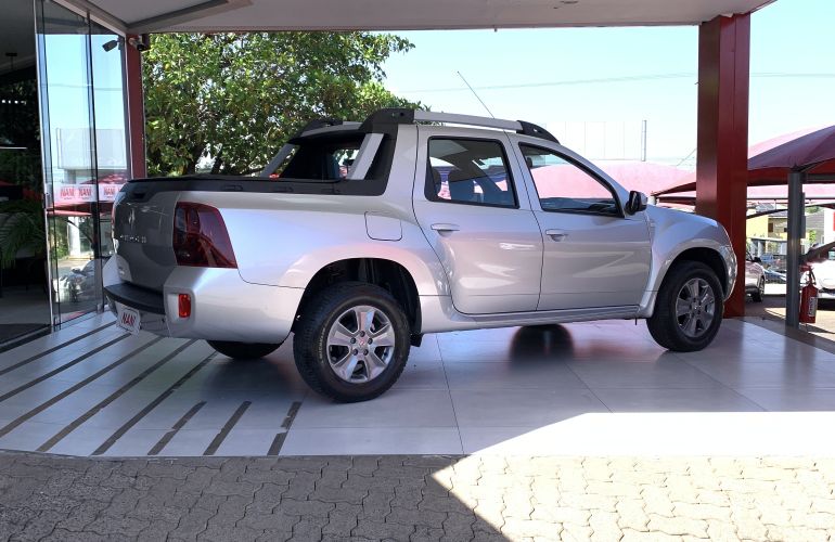 Renault Duster Oroch Dynamique 2.0 16V (Flex) - Foto #4