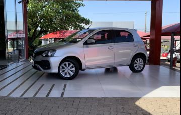 Toyota Etios X Plus 1.5 (Flex) (Aut)