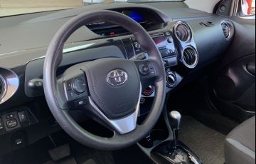 Toyota Etios X Plus 1.5 (Flex) (Aut) - Foto #3