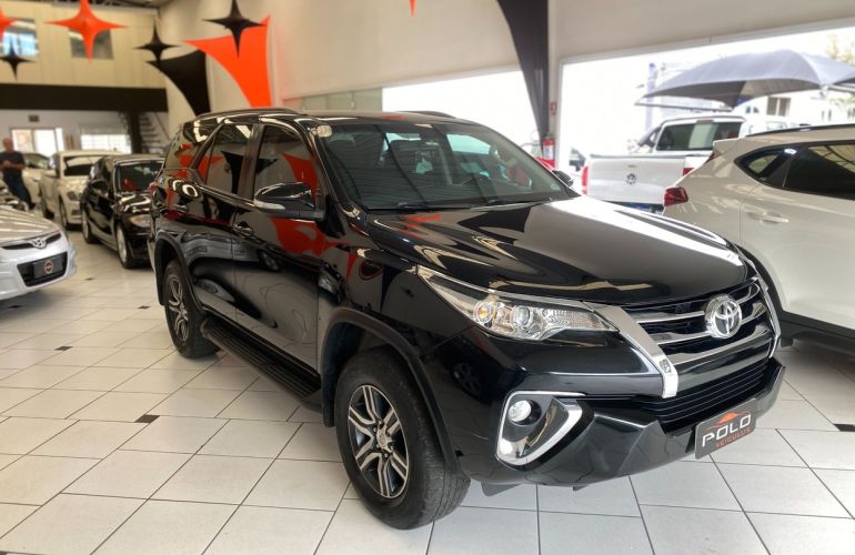 Toyota Hilux Sw4 2.7 Sr 7 Lugares 4x2 16v - Foto #2